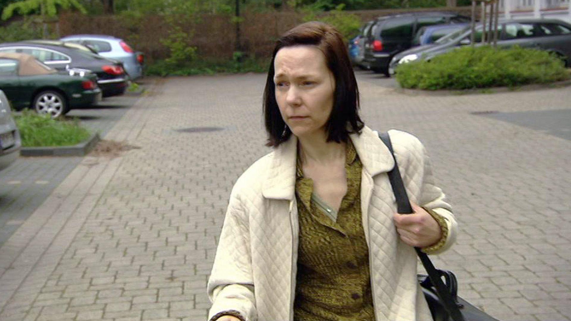 Einsame Lehrerin hat Angst vor der Schule