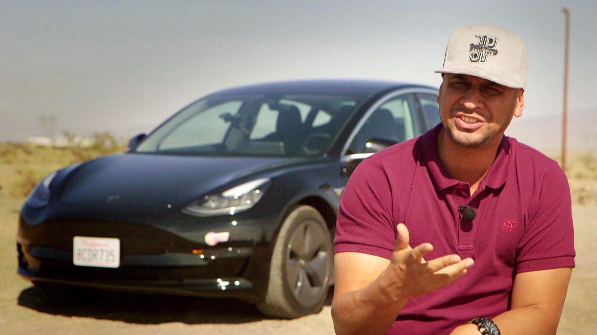 Det sucht 450-Euro-Auto | Auktion Toffen | Neuwagen-Drift | Reportage - Tuning Inside | JP checkt Tesla Model 3 | Außergewöhnliche Schneemobile