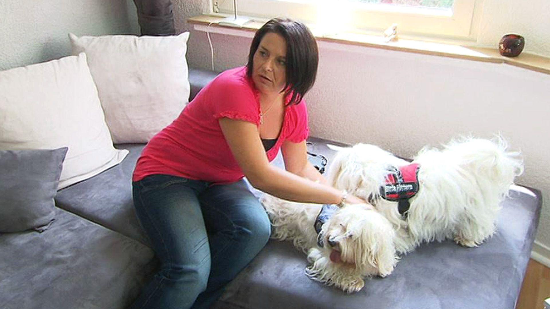Hundeverrückte Ehefrau hat Kinderwunsch