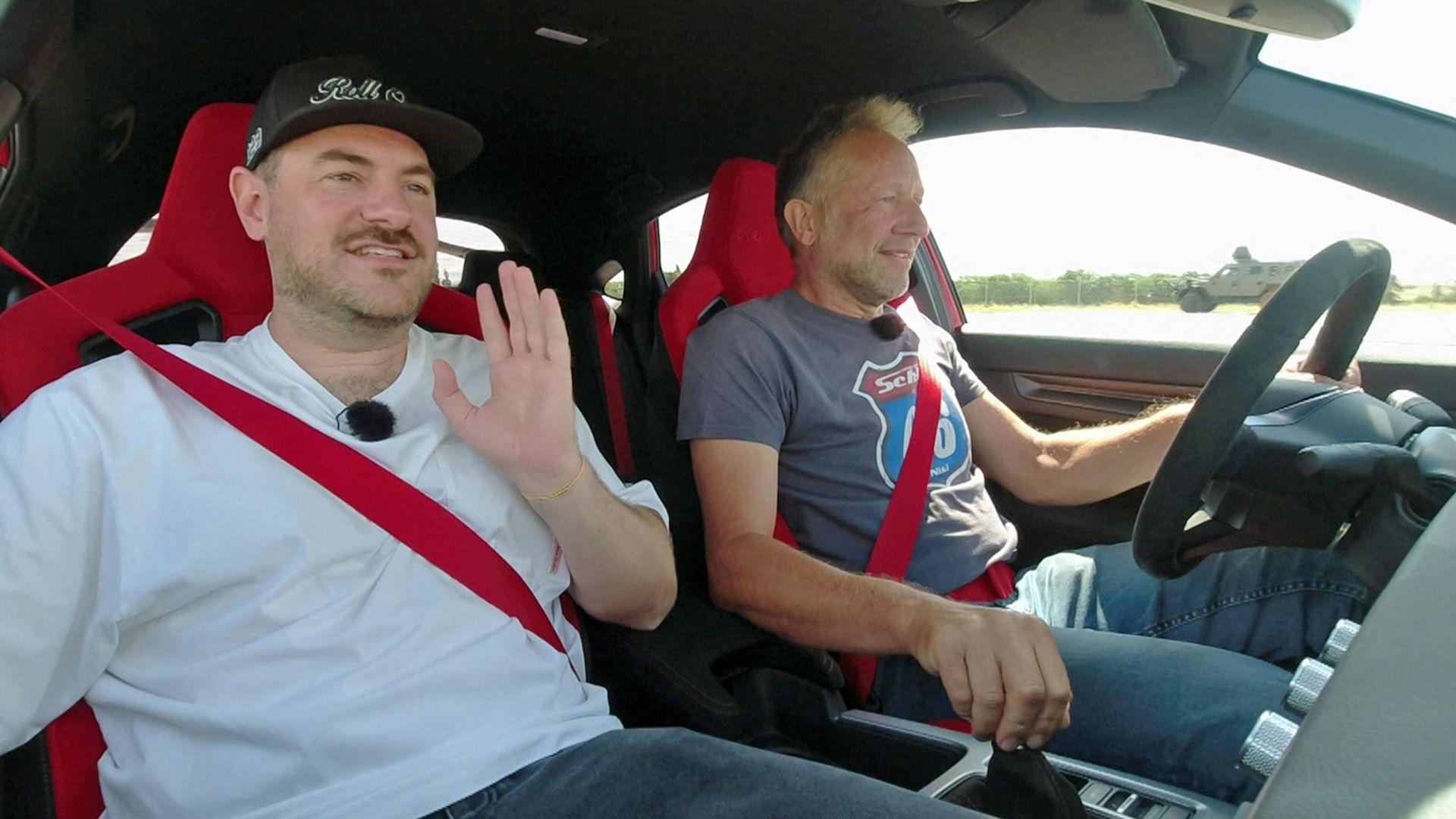 Duell der Power-Kompakten mit 300 PS