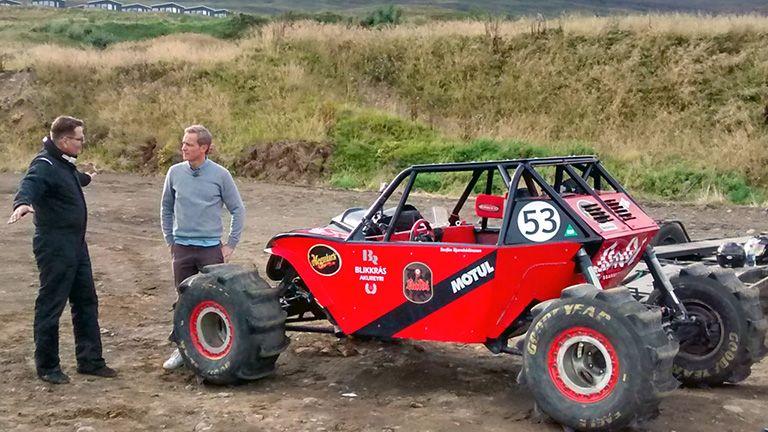 Island - Mazda MX5 & Offroad-Challenge | Reportage - Race @ Airport | Dets Top 3 Japan-Sportler