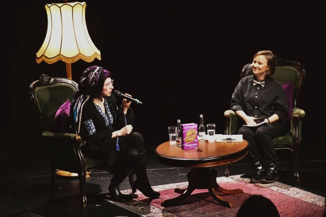 [Podcast] Sofi Oksanen ist in Gießen Zu Wort gekommen!