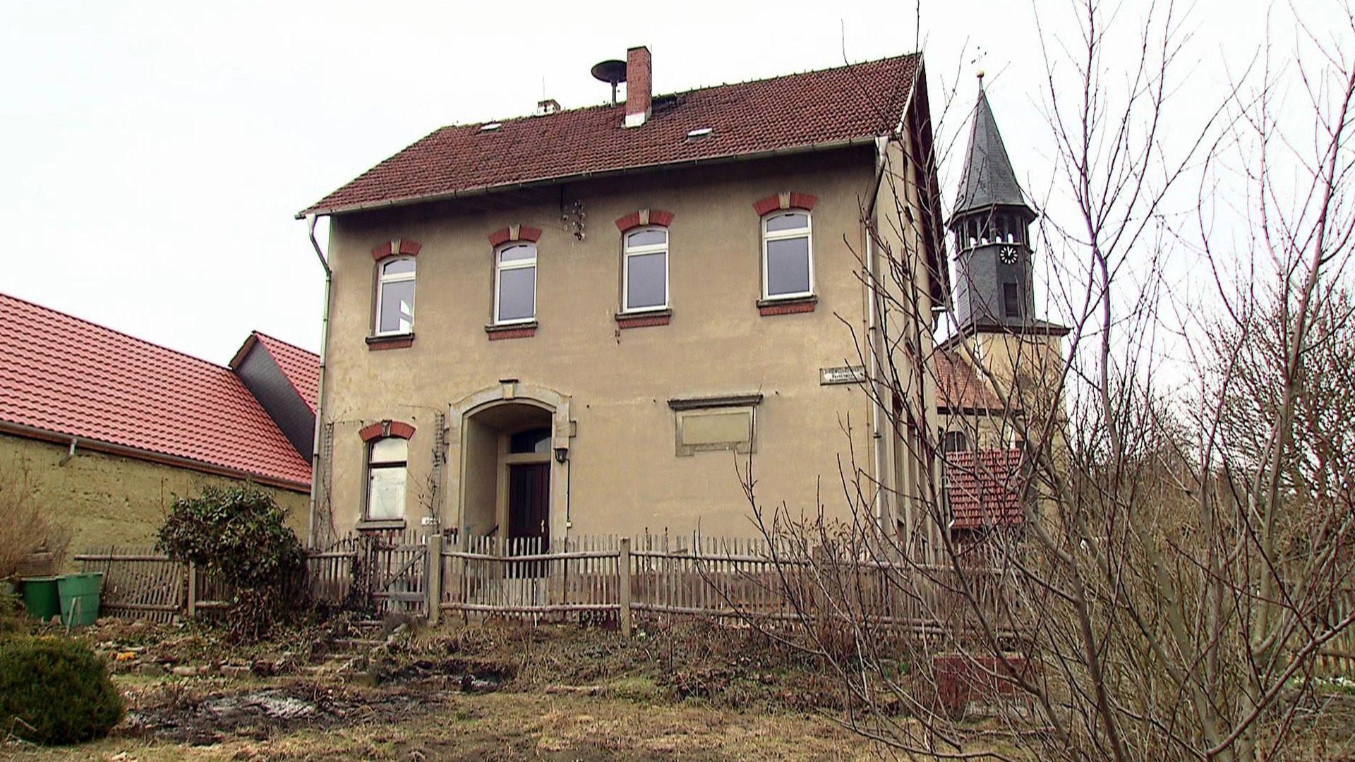 Schimmel in der ehemaligen Dorfschule