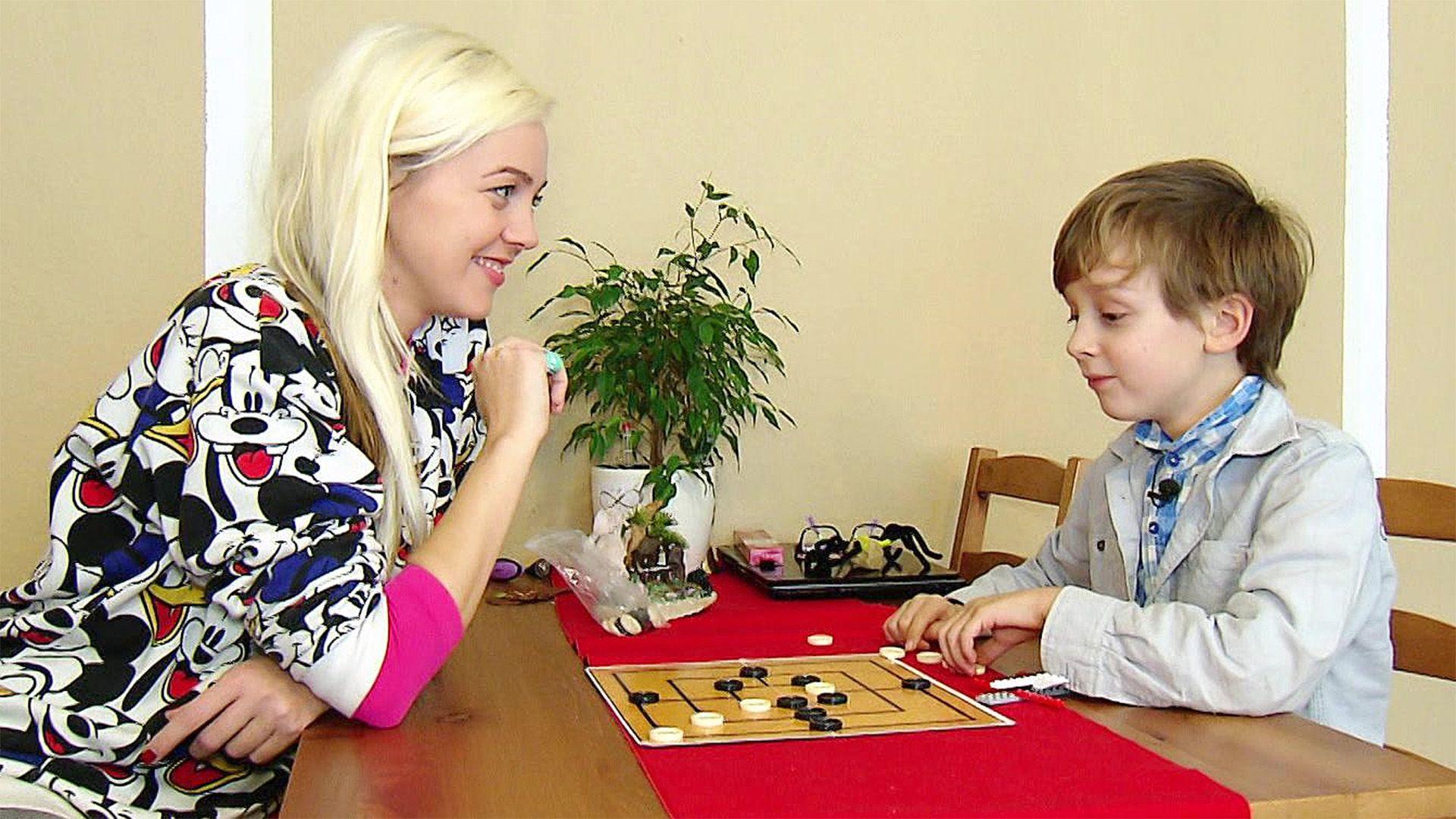 Dorothea vs. Julia