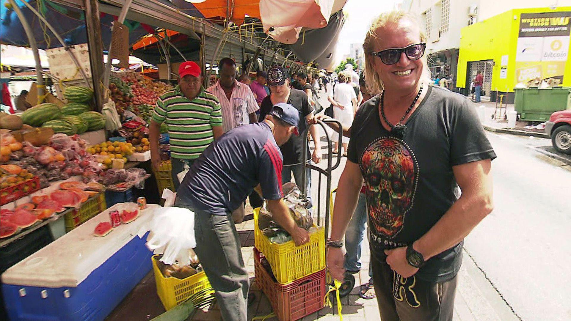 Kay One zu Besuch auf Curaçao