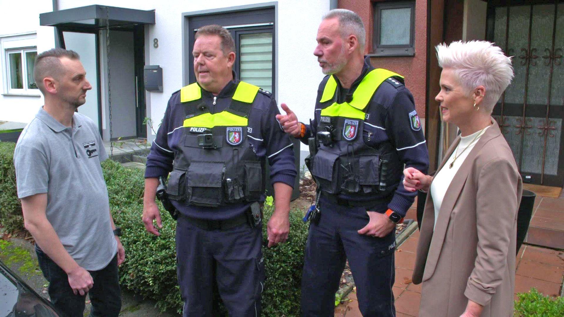 Mitgefangen, mitgehangen / Poltergeist