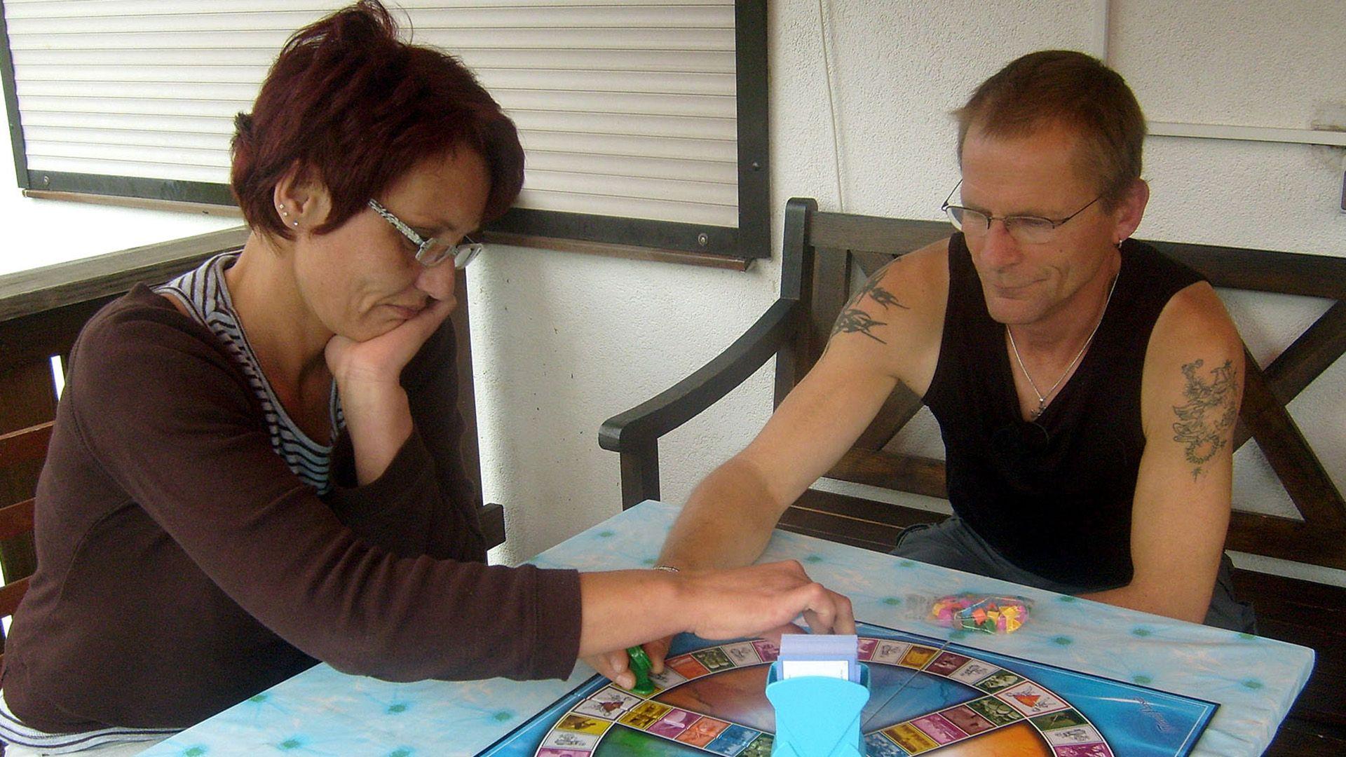 Angelika tauscht mit Sonja