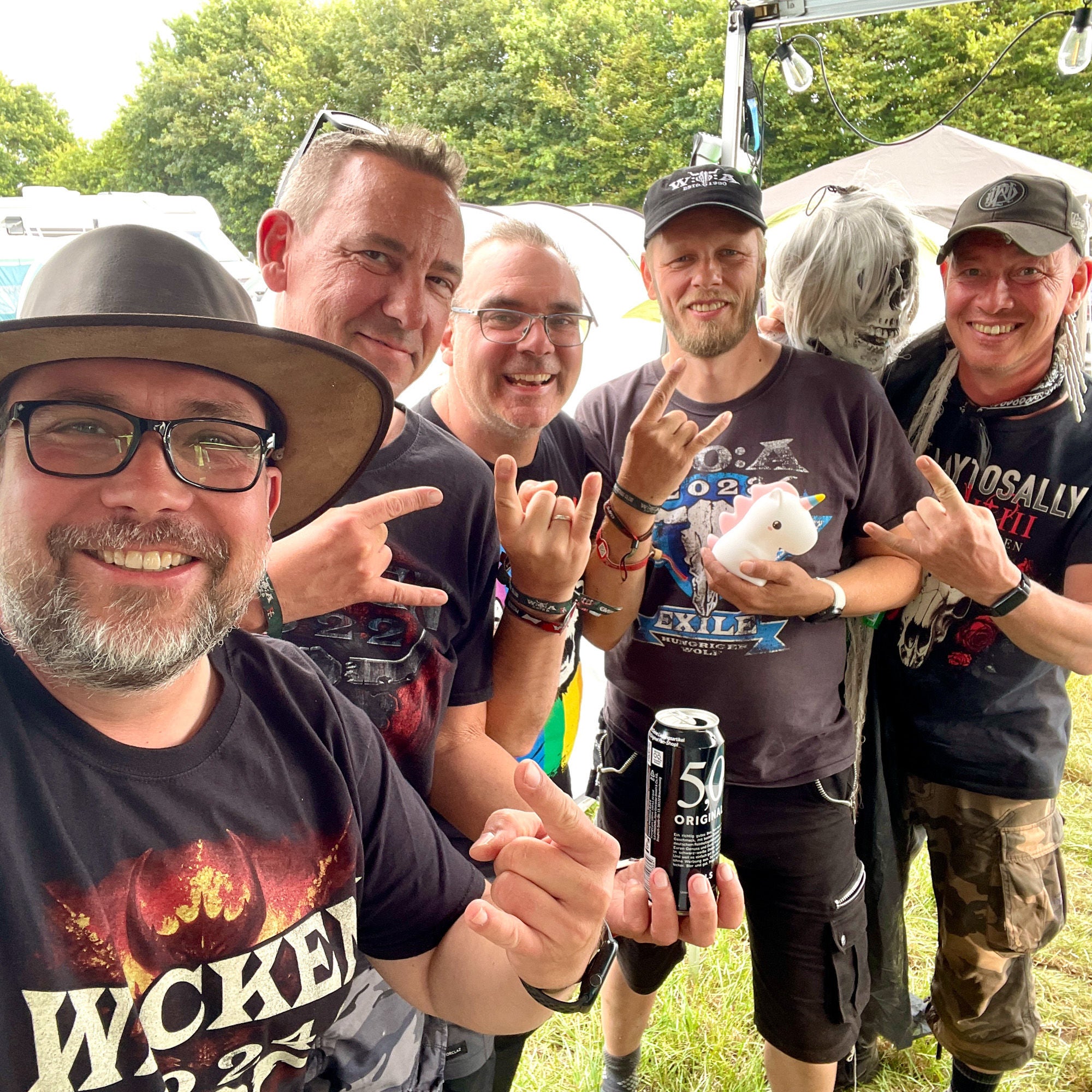 Wacken, Bollerwagen und Gummifrank – Spezialfolge live vom Infield