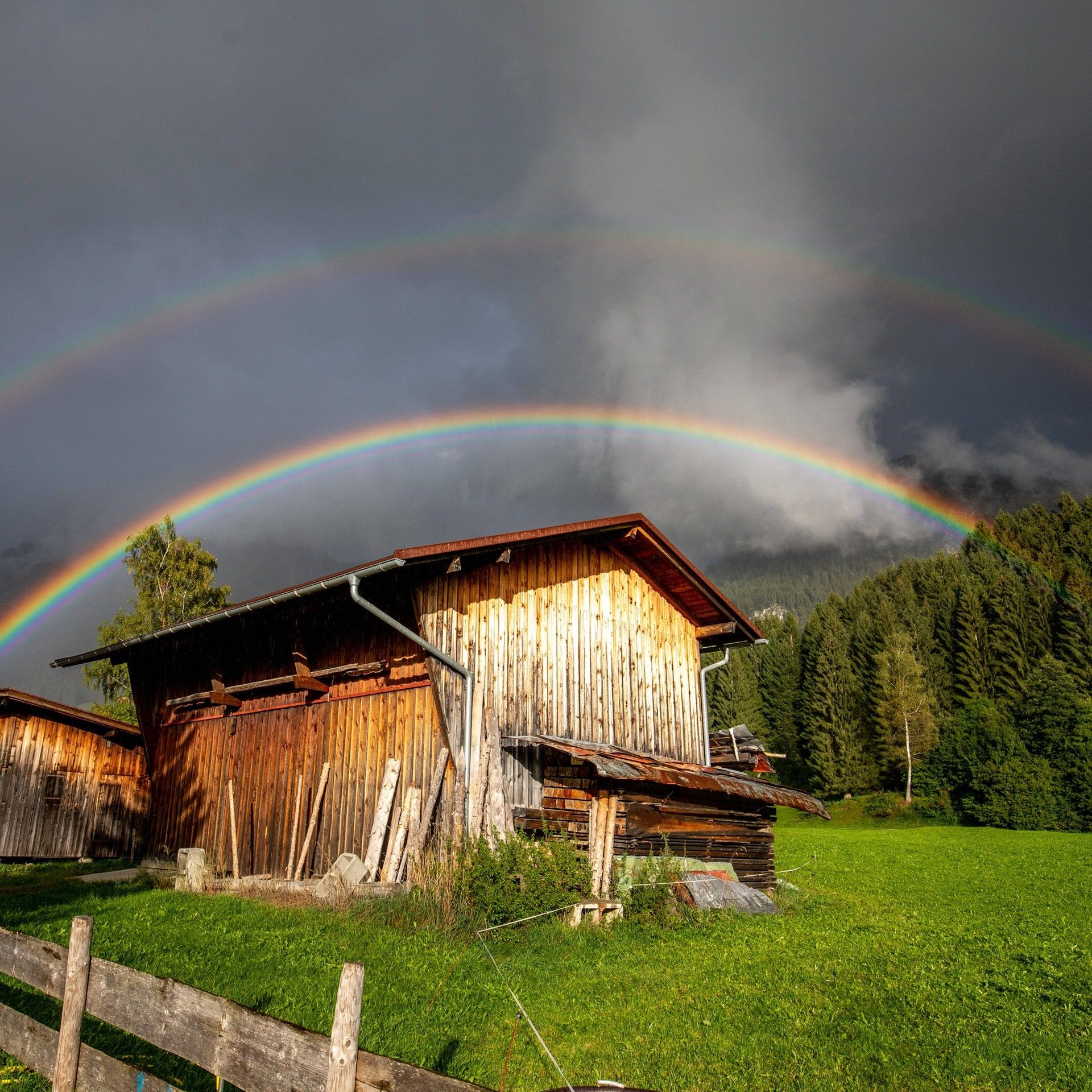 Warum ist der Regenbogen ein Bogen?