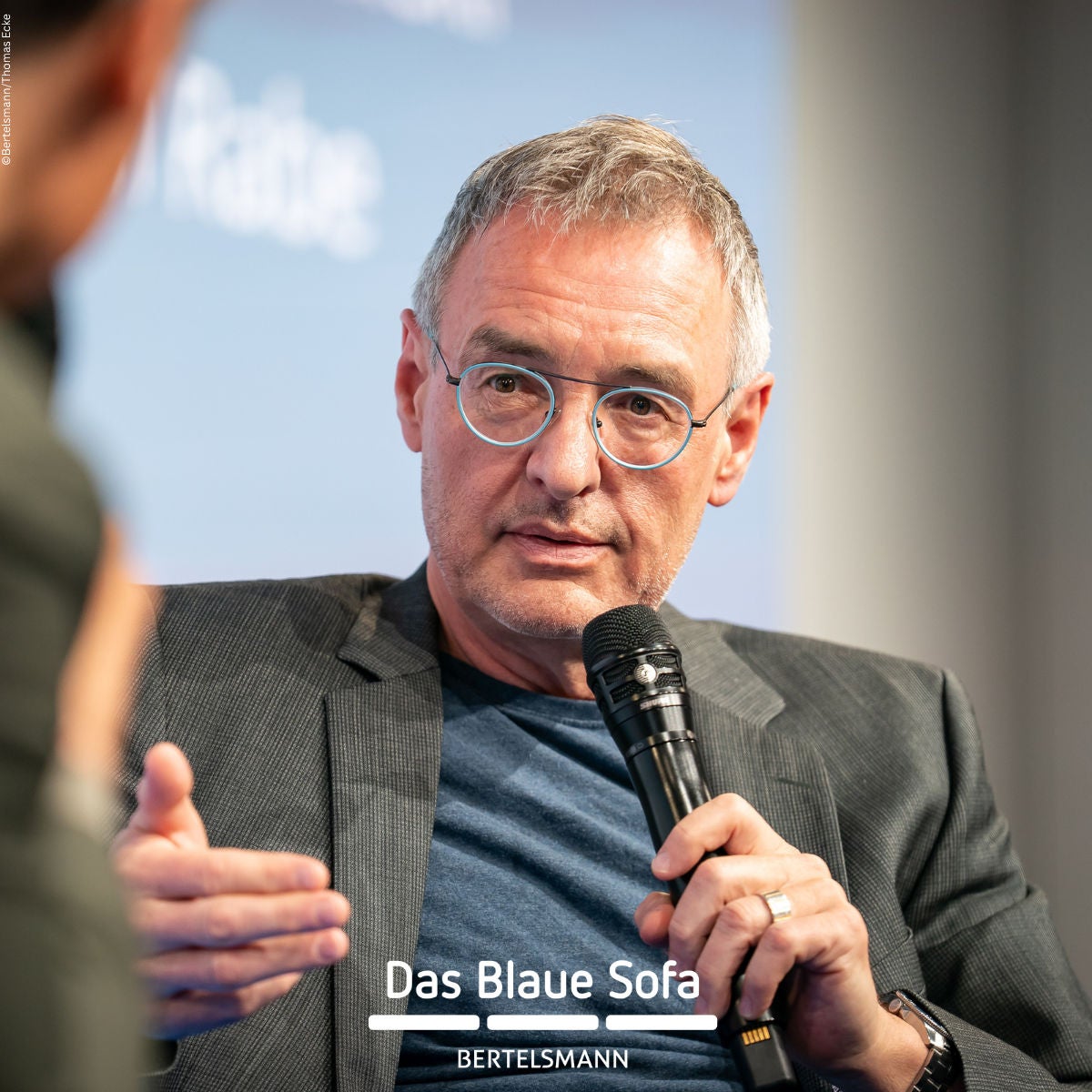 Sachbuch-Special: Das Blaue Sofa mit Roberto Simanowski
