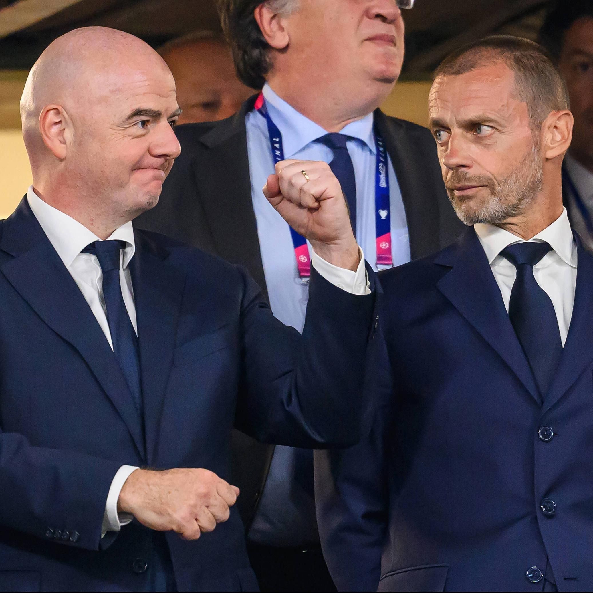 Kampf der Fußballverbände: Hat die UEFA gegen Infantino wirklich eine Chance?