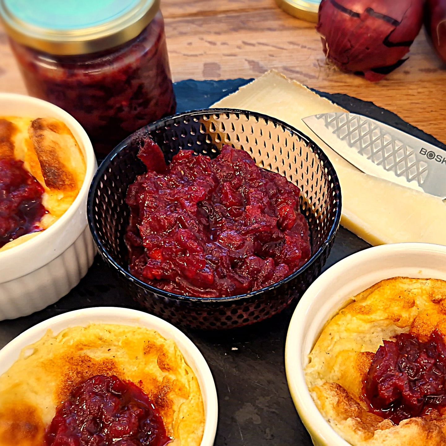 Folge 148 - Rote Cassis-Zwiebelmarmelade OHNE Käse-Soufflé