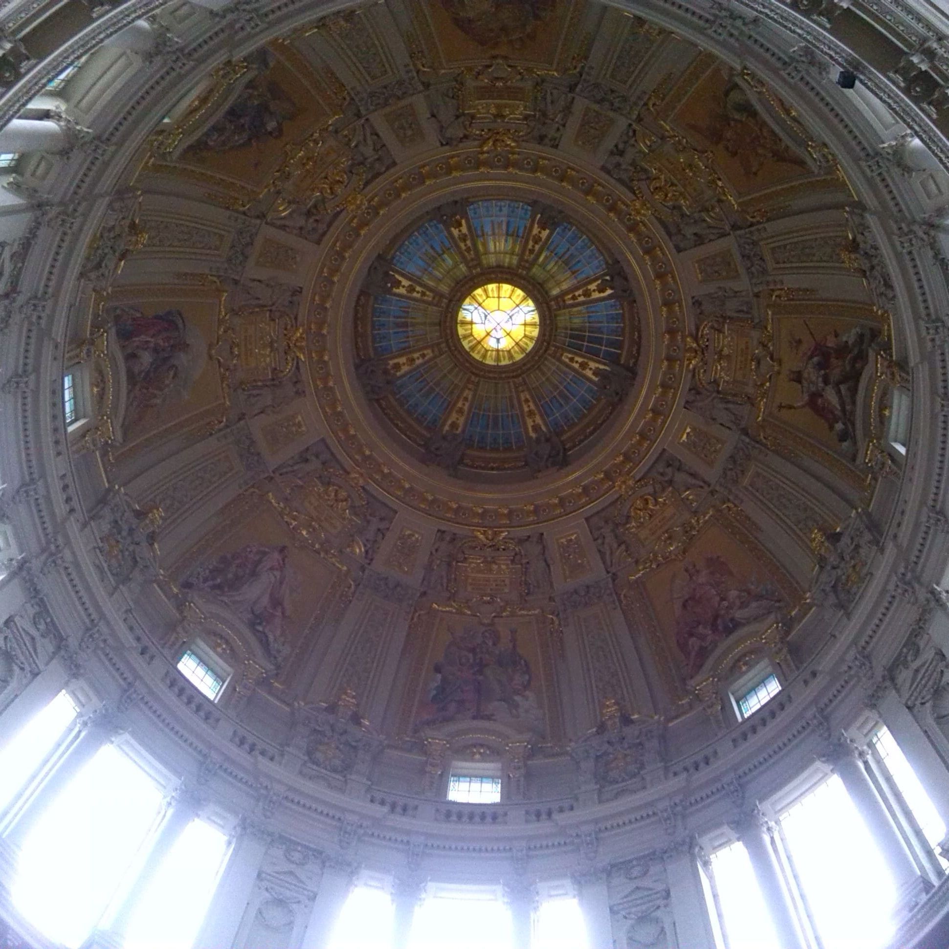 Gott ist Gott, überall, immer, für jeden Menschen
