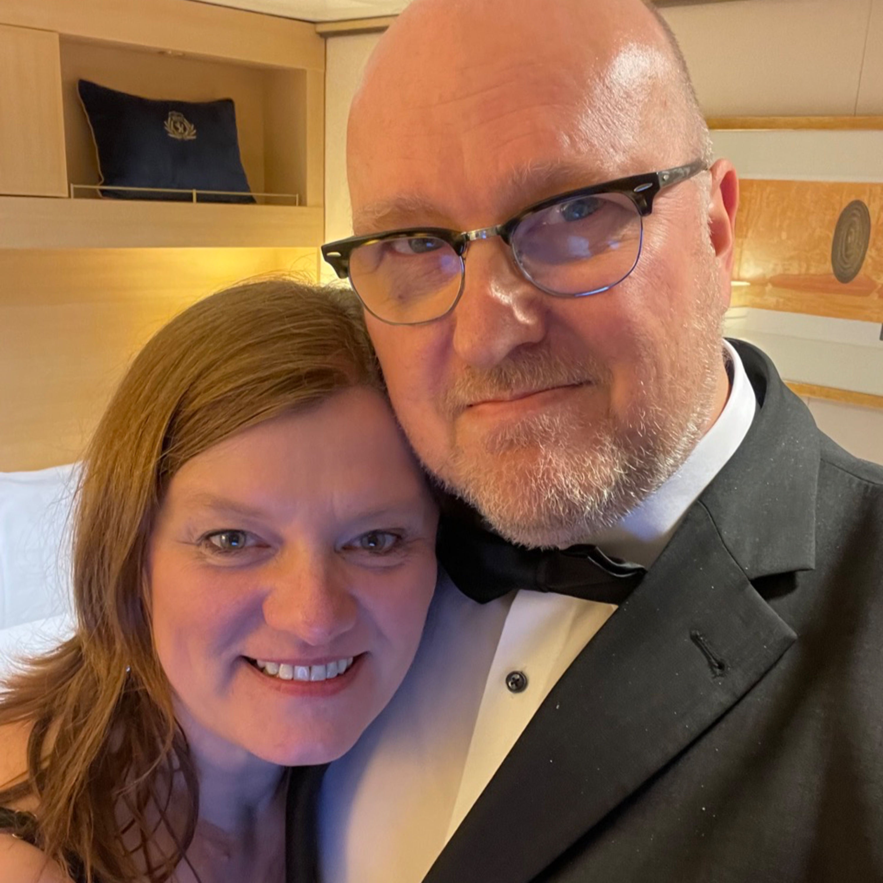 ⓦ 292 Auf der QM2 nach NYC: Ralle is over the ocean