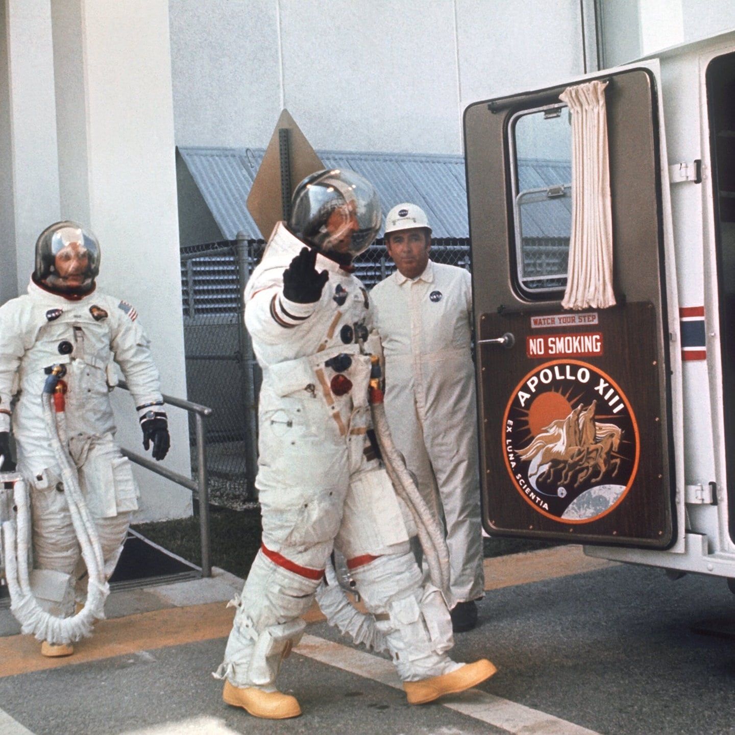 14.04.1970: Ein Sauerstofftank der Apollo 13 explodiert