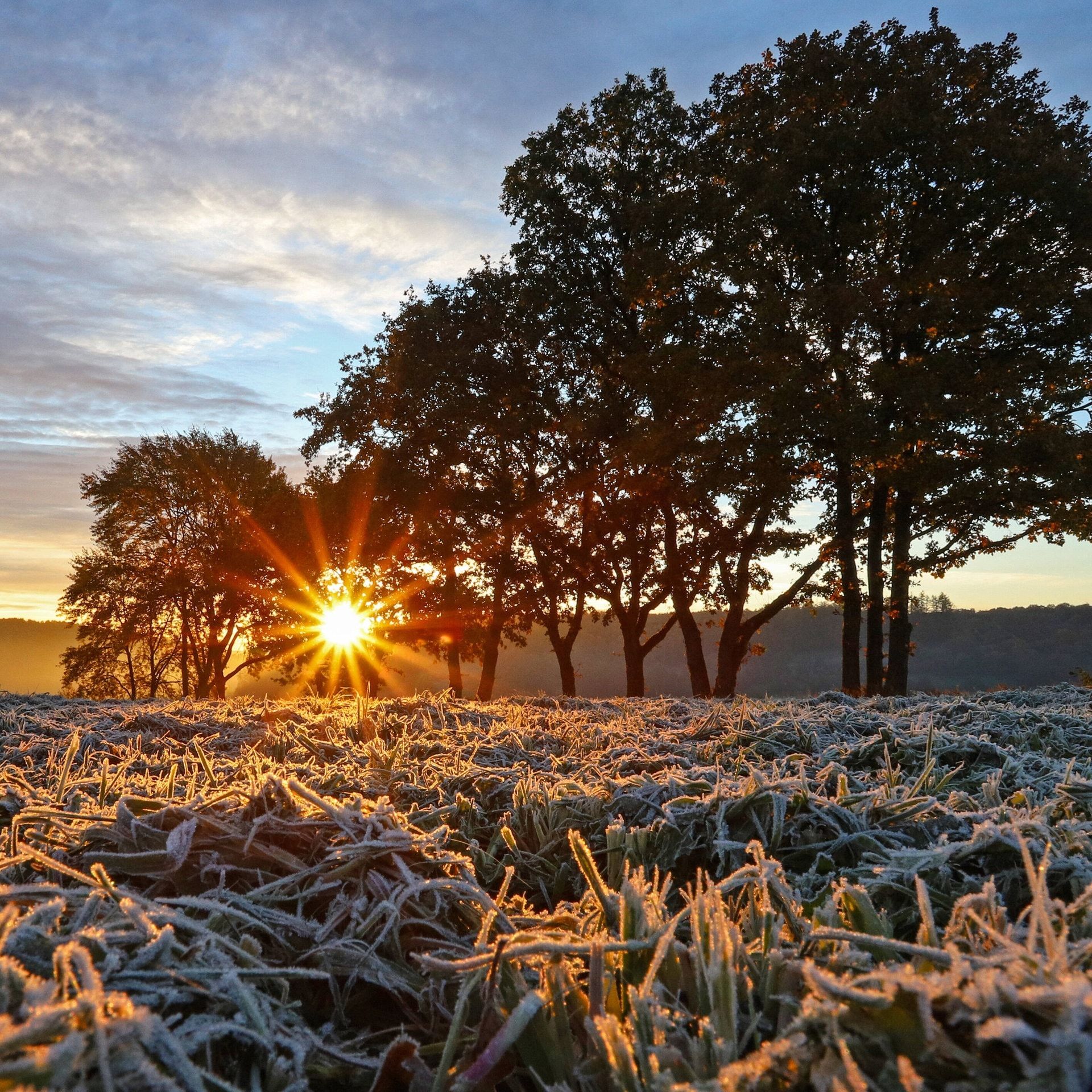 Werden die Tage zwischen Sommer und Winter gleichmäßig kürzer?