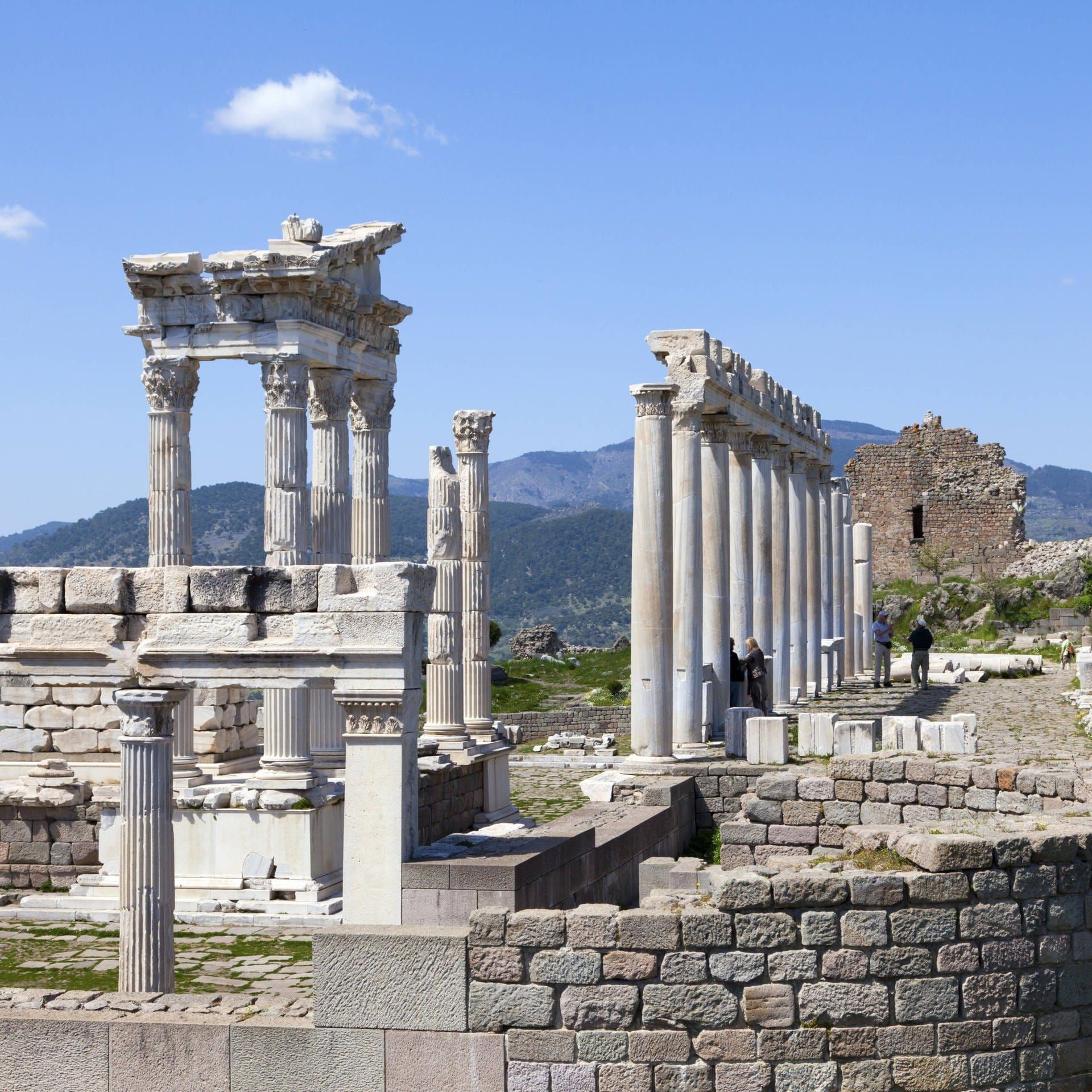 09.09.1878: Carl Humann beginnt die Ausgrabungen in Pergamon