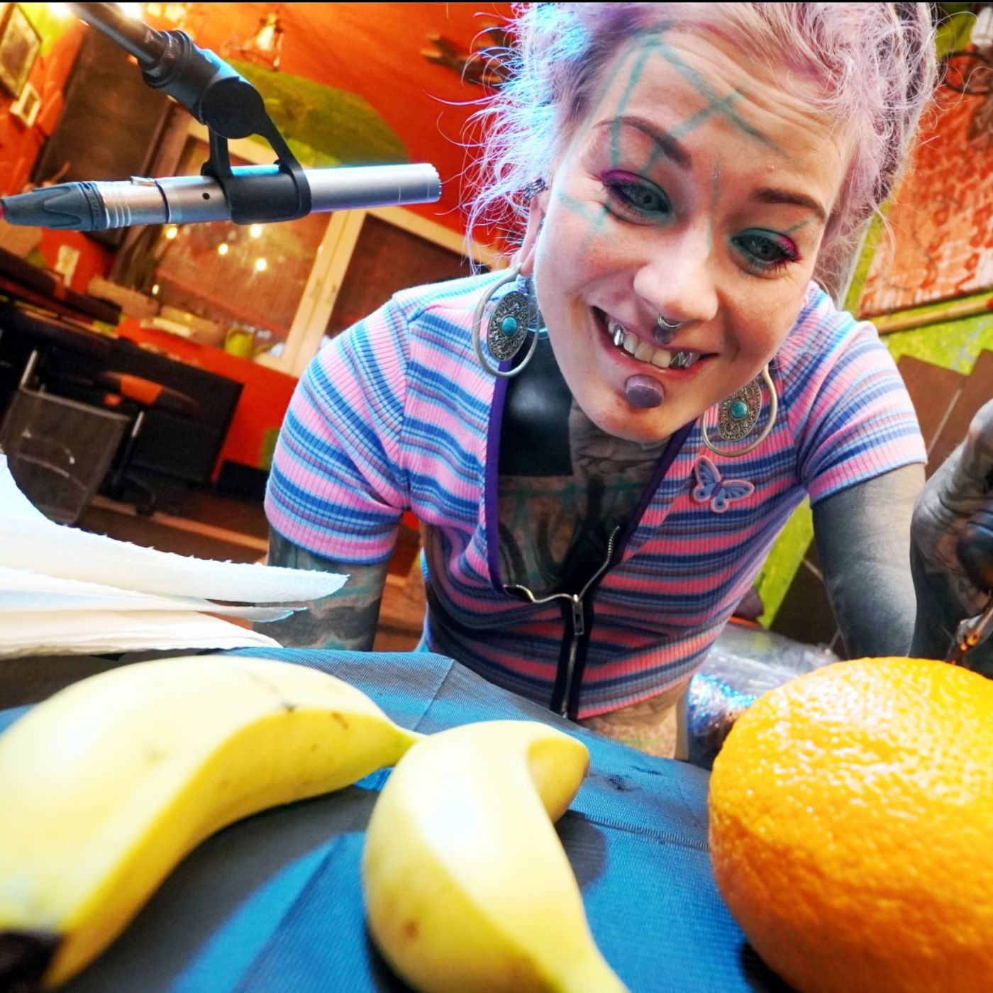 Anuskatzz - TATTOO artist future? I ink fruits // female ASMR