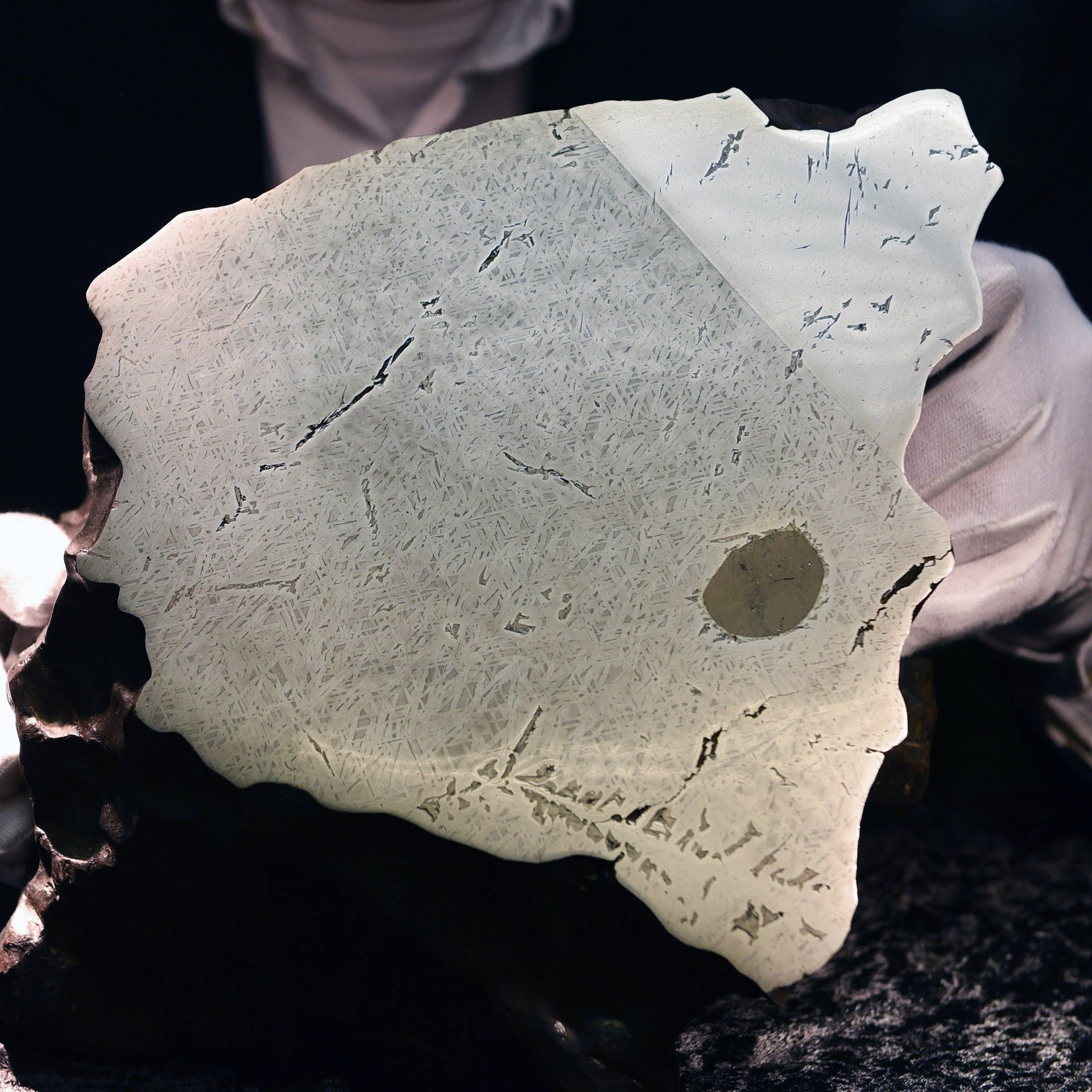 03.04.1916: Ein Meteorit schlägt in Nordhessen ein
