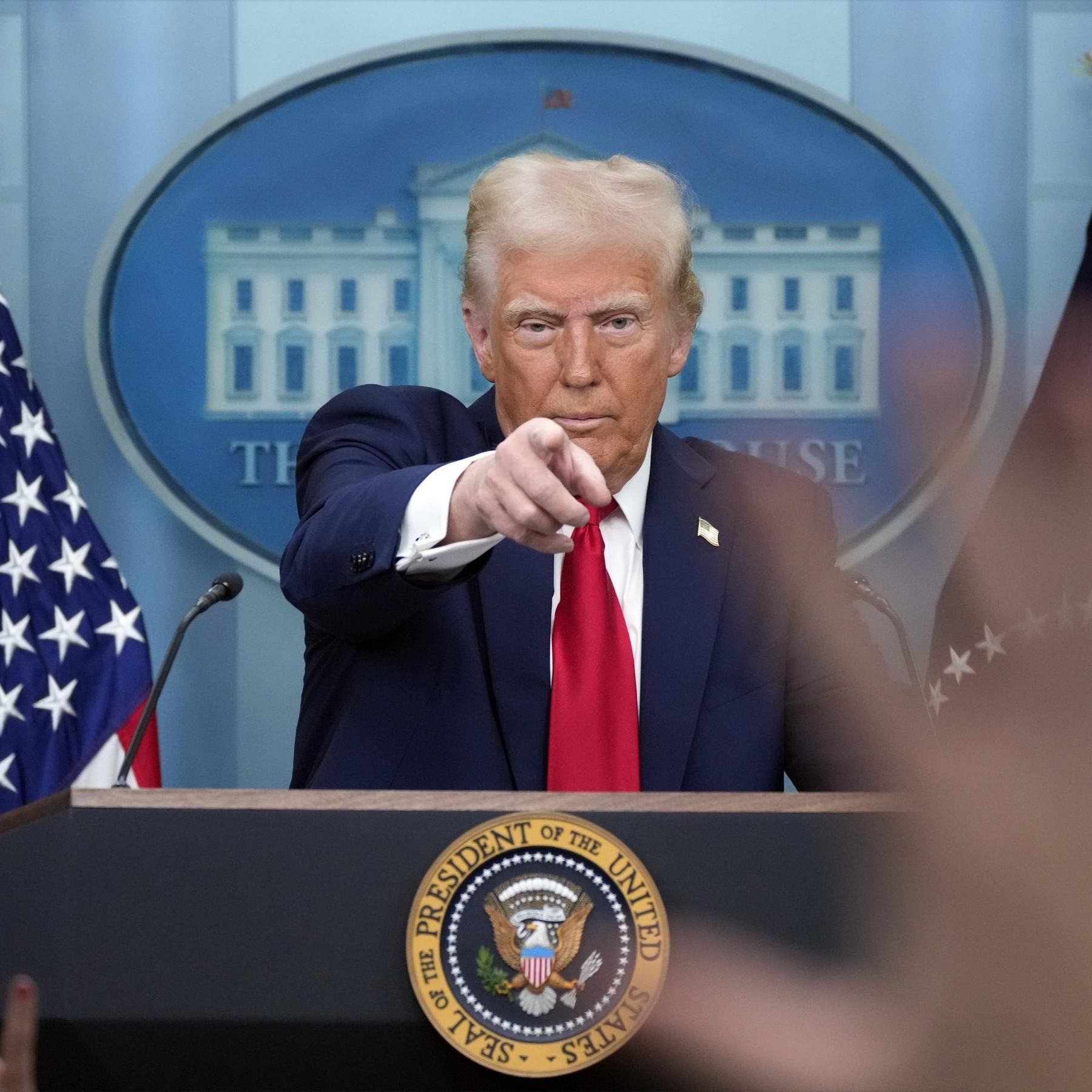 Mobbing gegen Selenskyj - Lässt Trump die Ukraine fallen?
