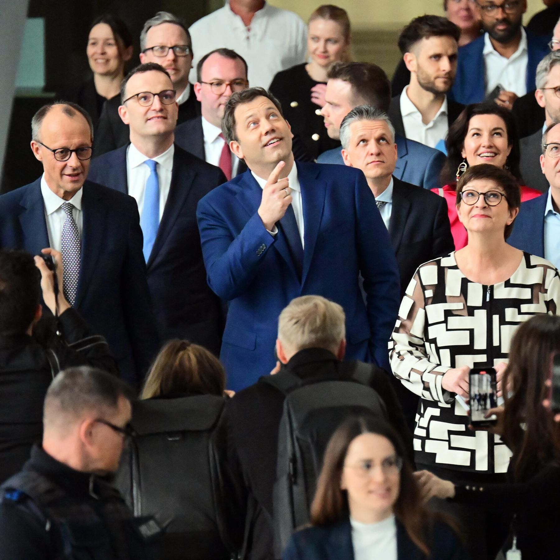 Union und SPD stellen Koalitonsvertrag vor