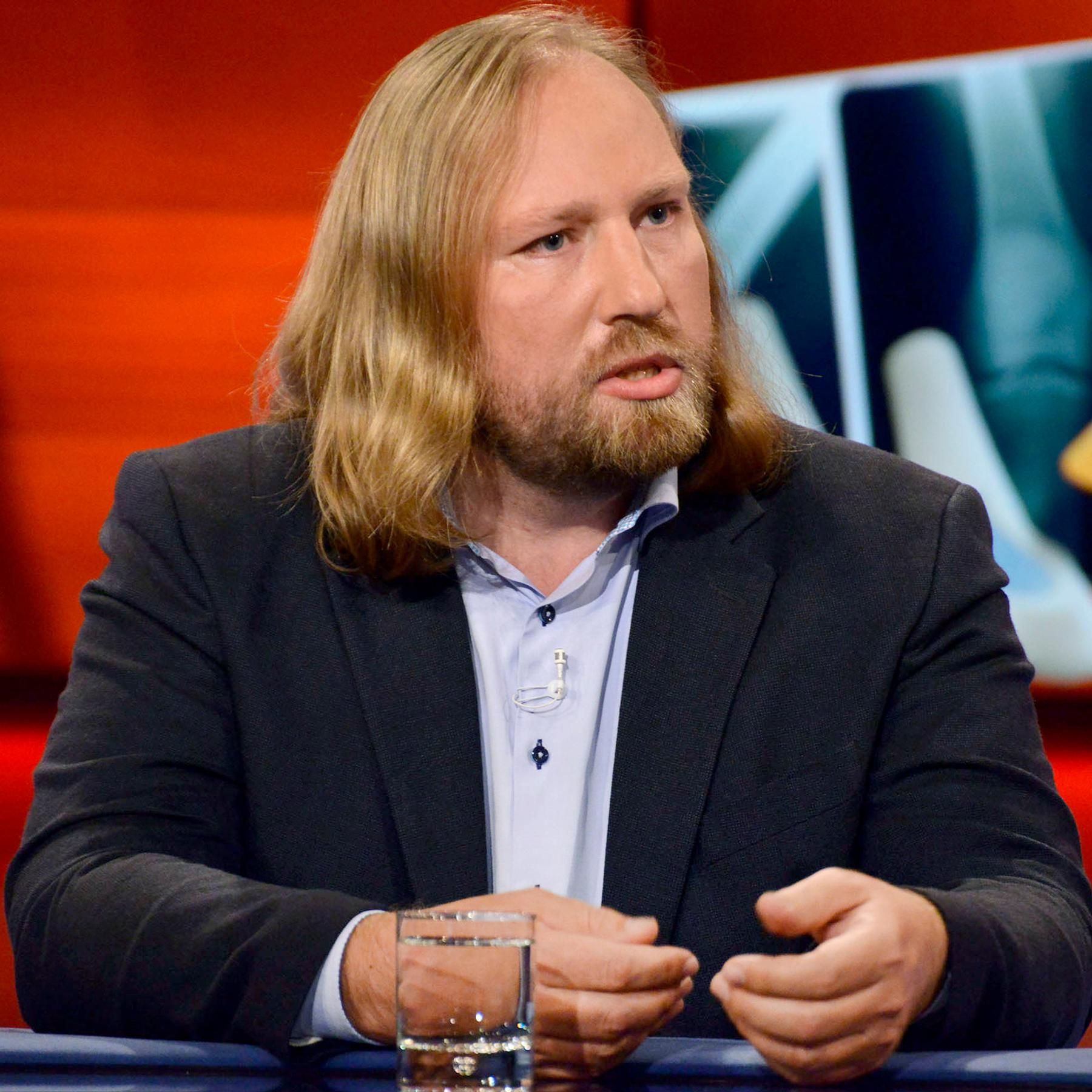 Ukraine: Mehr Waffen oder Diplomatie? Gespräch mit Anton Hofreiter, Grüne