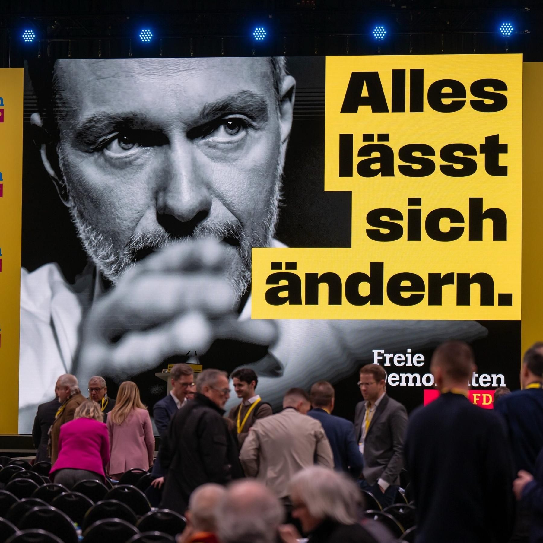 Live vom FDP-Sonderparteitag in Potsdam