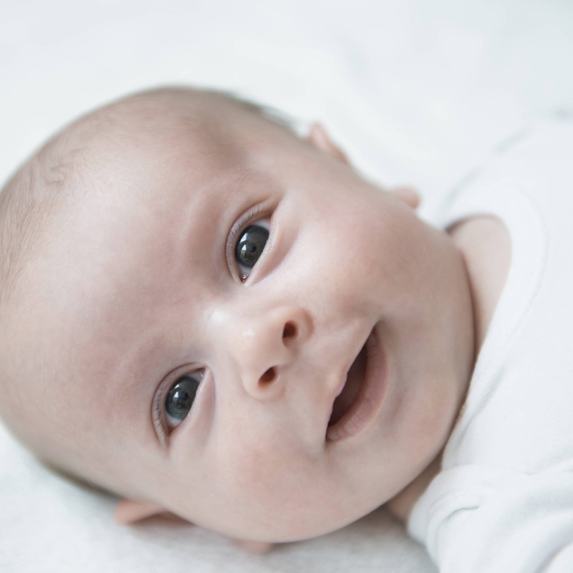 Schon Babys haben einen Sinn für Humor
