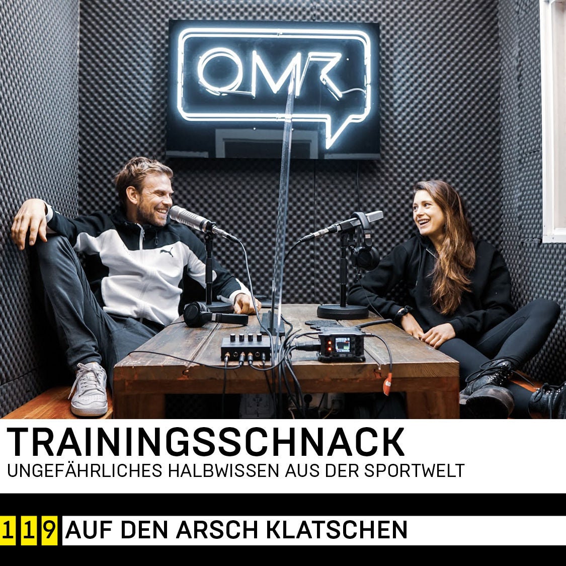 Auf den Arsch klatschen