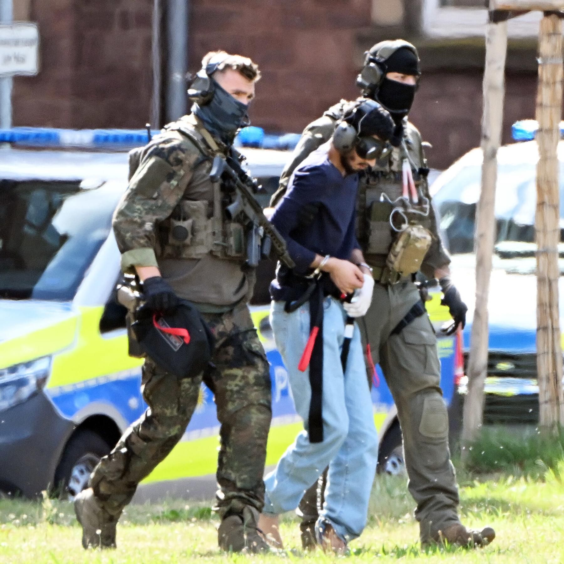 Solingen zwei Tage nach der tödlichen Messerattacke – ARD-Terrorismusexperte Michael Götschenberg zum Stand der Dinge