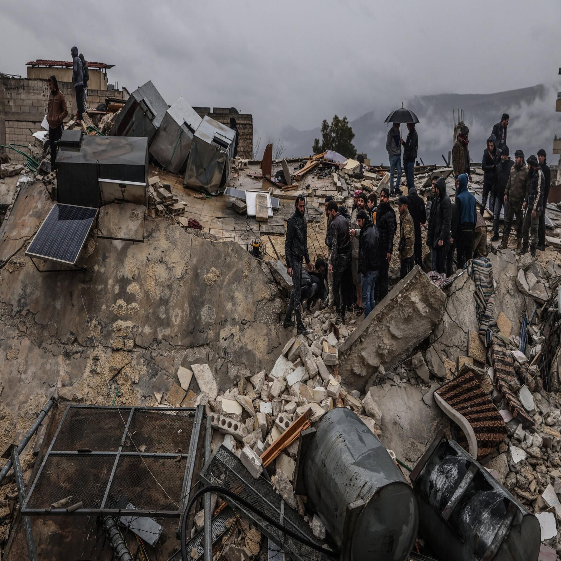Ein Jahr nach dem Jahrhundertbeben - Lage in Syrien