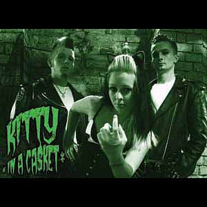 Interview mit KITTY IN A CASKET