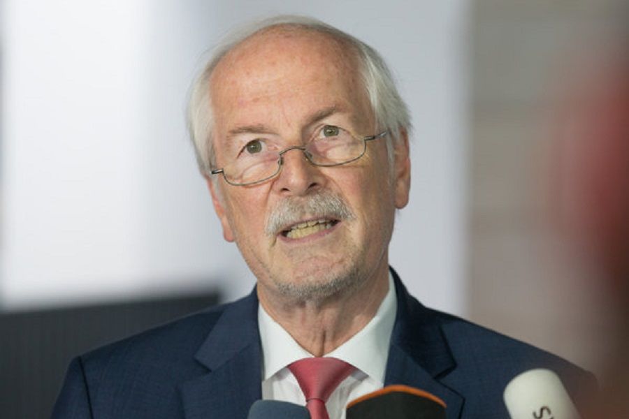Millionen Bürger ermitteln gegen General­bundes­anwalt wegen Verdachts auf Hirnrissigkeit