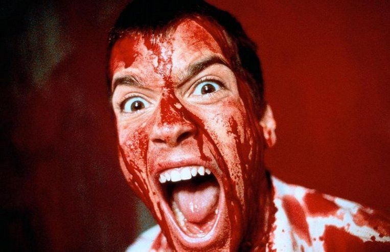 Trash Cast 36: "Flashback - Mörderische Ferien" und "Swimming Pool - Der Tod feiert mit"