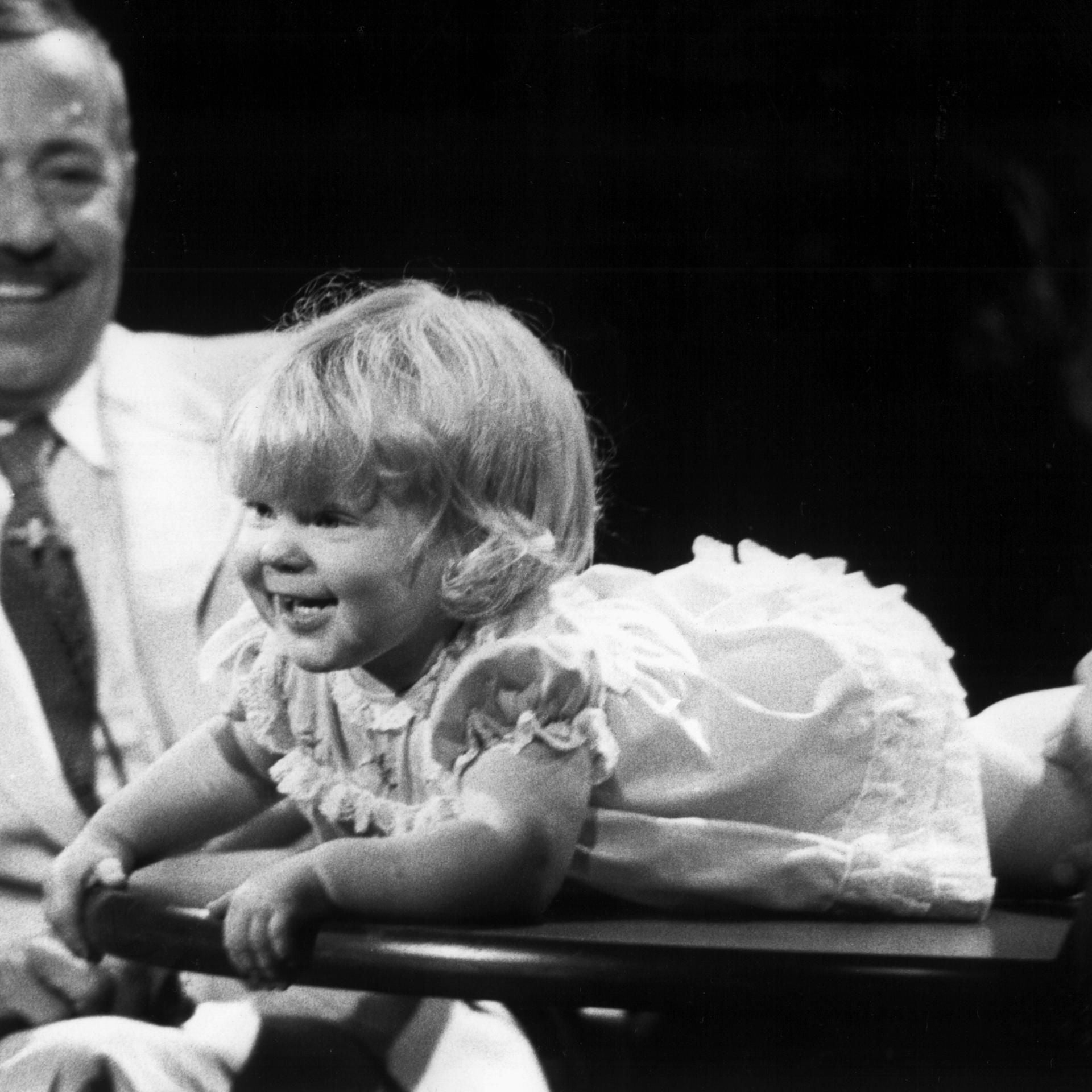 Geschichte der Reproduktionsmedizin - Kinder machen, Kinder kriegen
