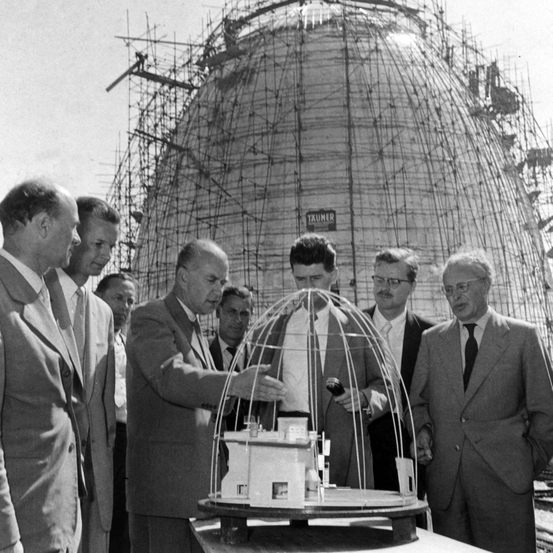 Deutschland schaltet ab - Über die Anfänge der Atomkraft