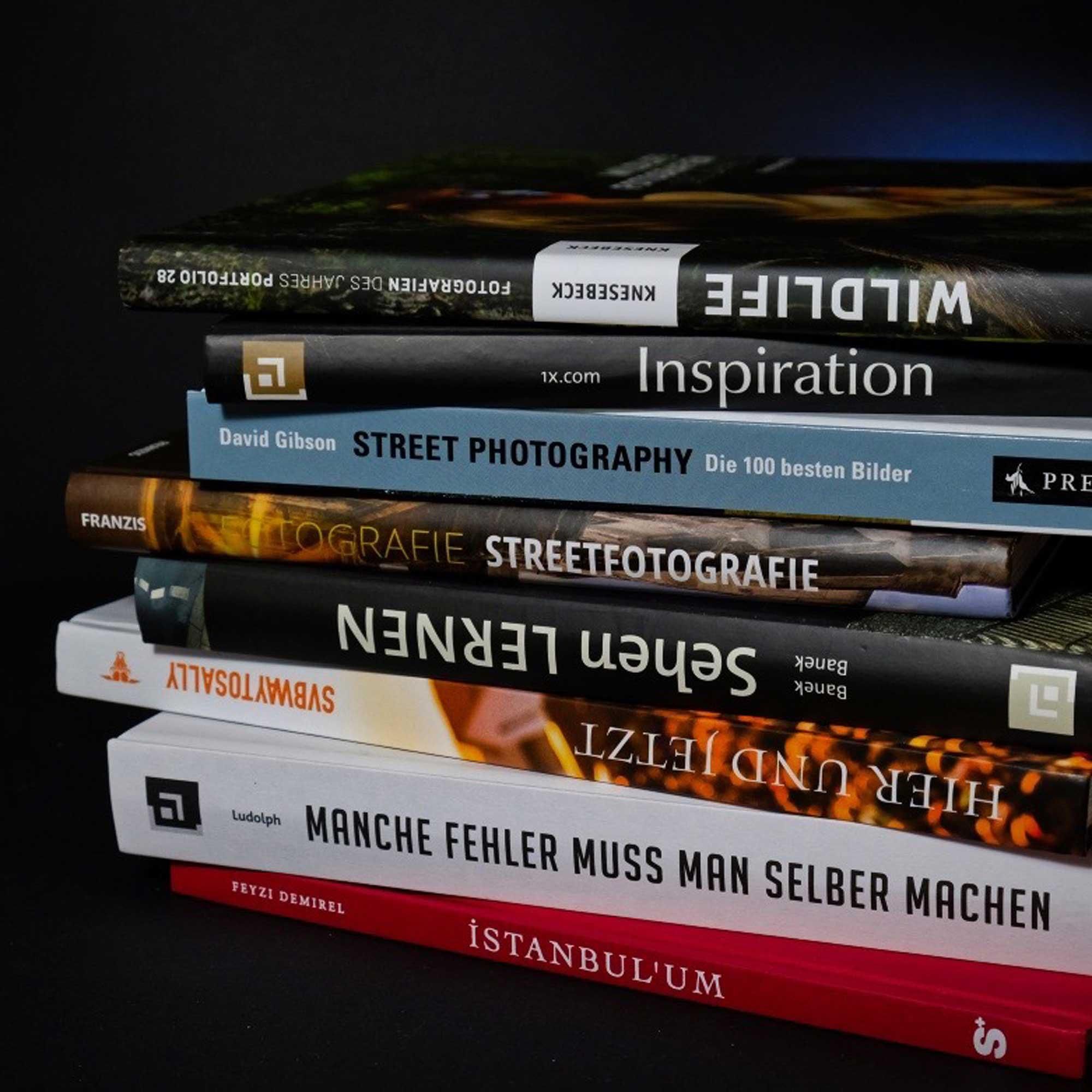 "Fotobuch-Ecke" – Der Reiz des Gedruckten in digitalen Zeiten