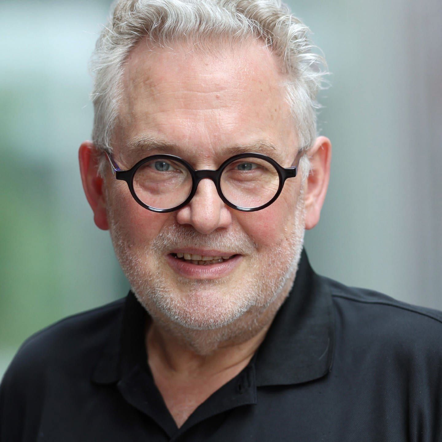 Walther Stonet: Zwischen Cybercrime und Sonett