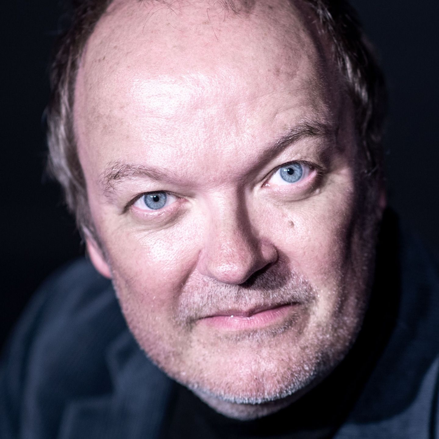 Jens Wawrczeck: Kultstimme aus „Die drei ???“