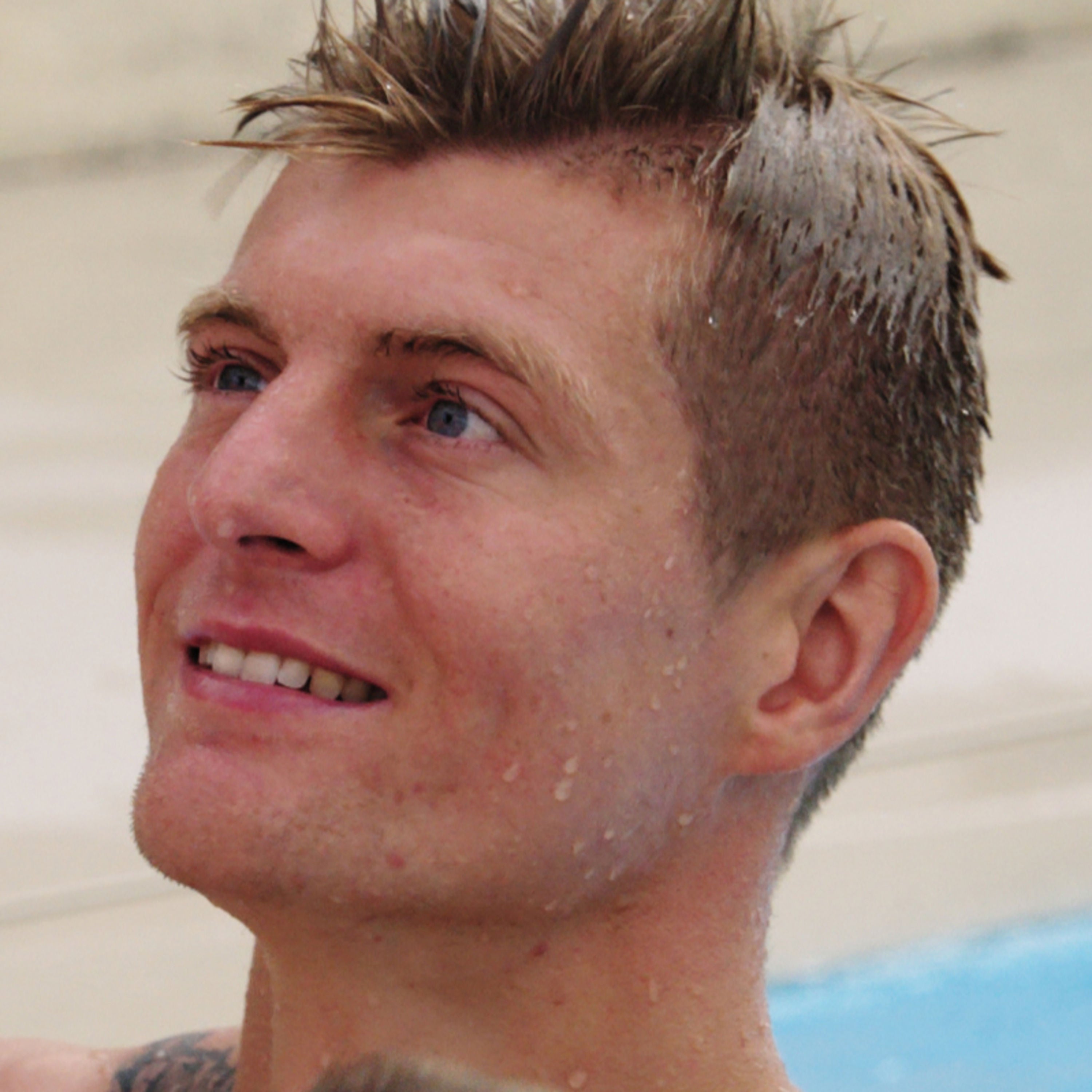 Toni Kroos und woher er Robbie Williams kennt