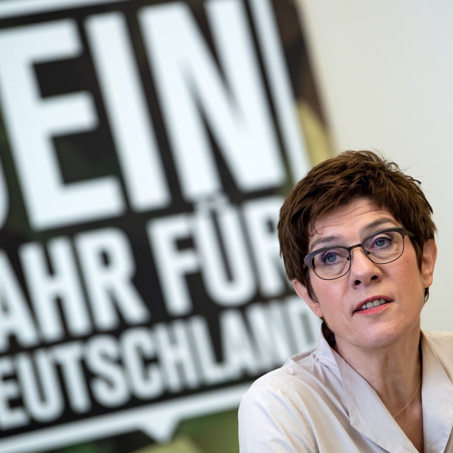 Annegret Kramp-Karrenbauer bei den Heimatschützern