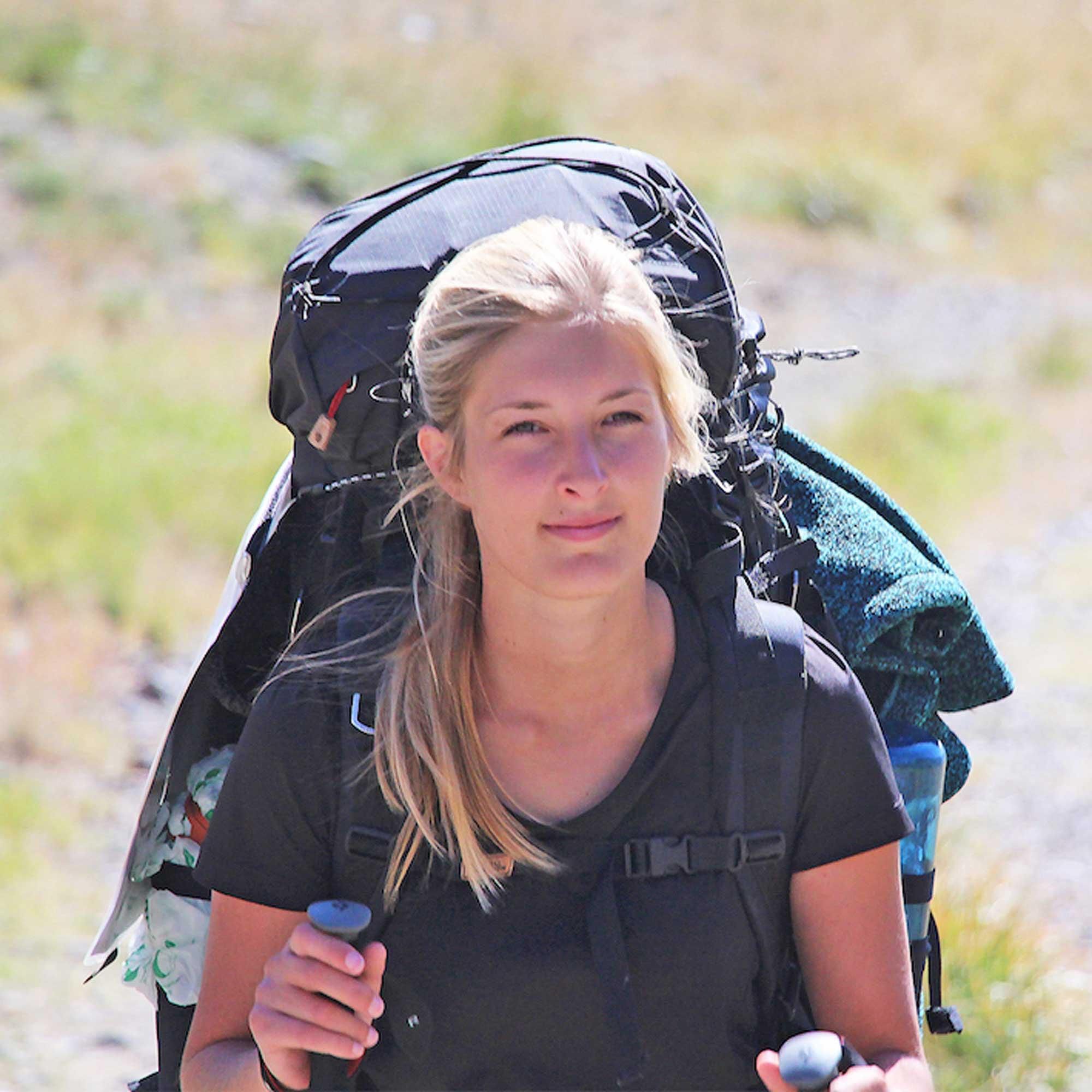 Franziska Bär – Zu Fuß durch die wilde Mongolei