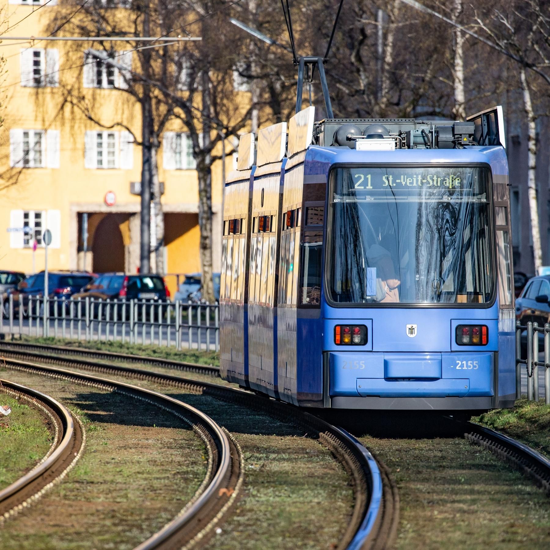 Straßenbahn, Tramway oder "Bim" - Ratternd durch die Stadt