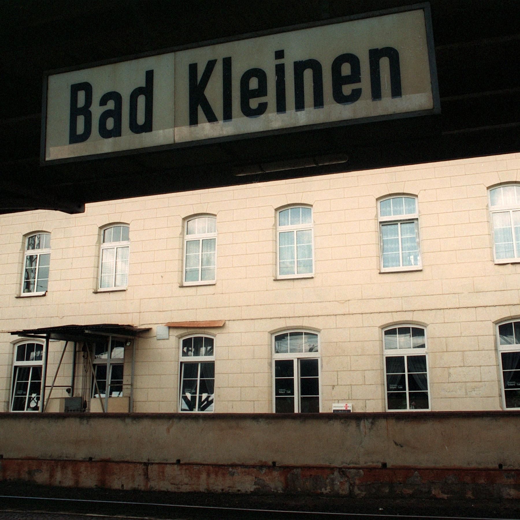 WIE WAR DAS DAMALS ...? Als die RAF in Bad Kleinen unterging