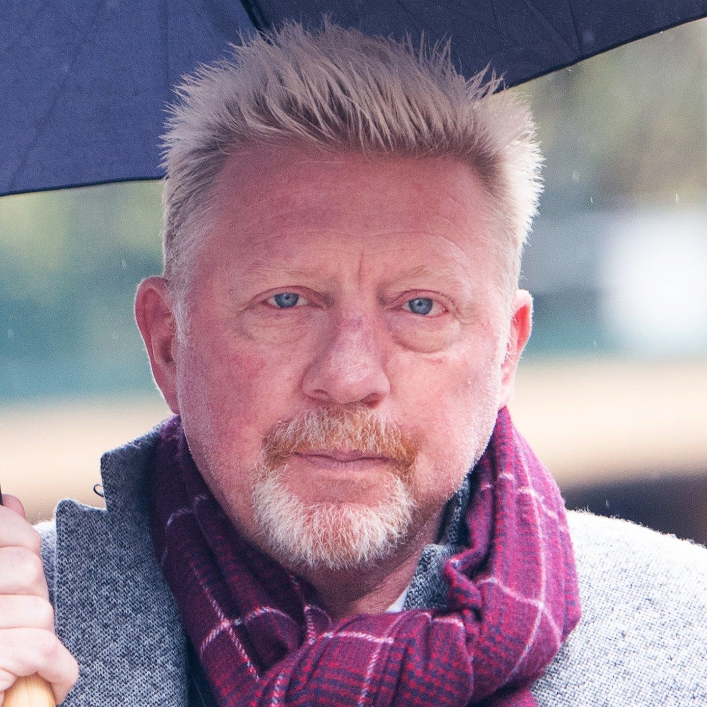 Boris weiß es Becker - Im Freien pennen