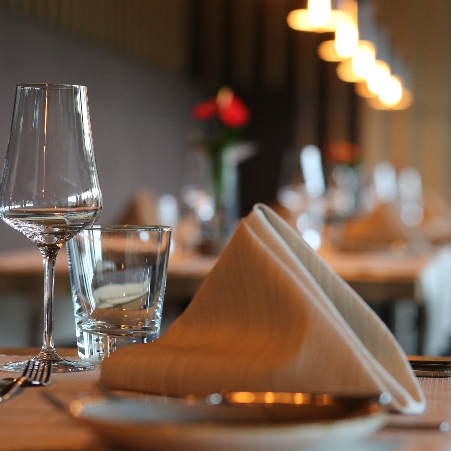 Gastro-Coaching: Nach Lockdown wieder den Restaurantbesuch lernen