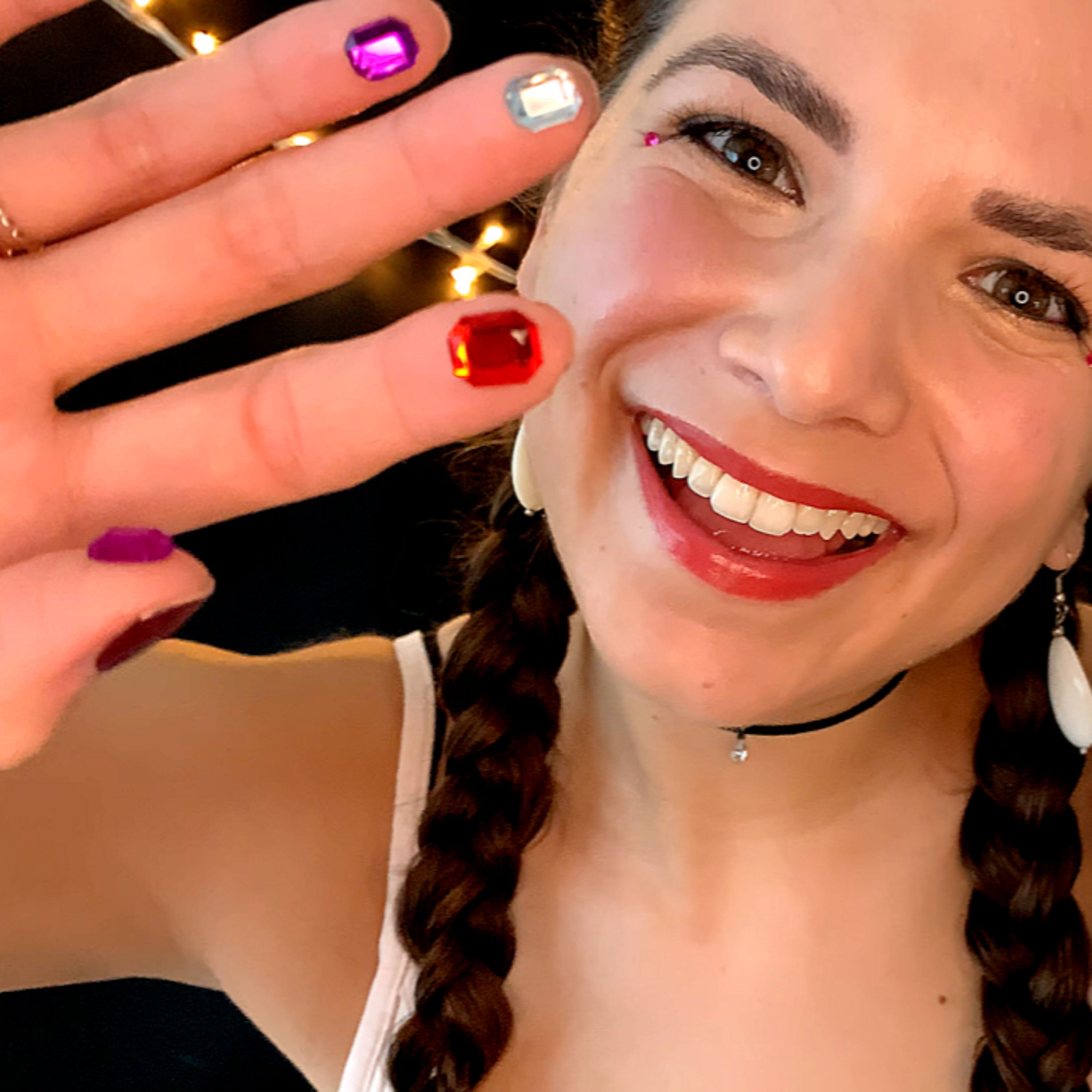 ASMR Tapping With Rhinestone Fingers