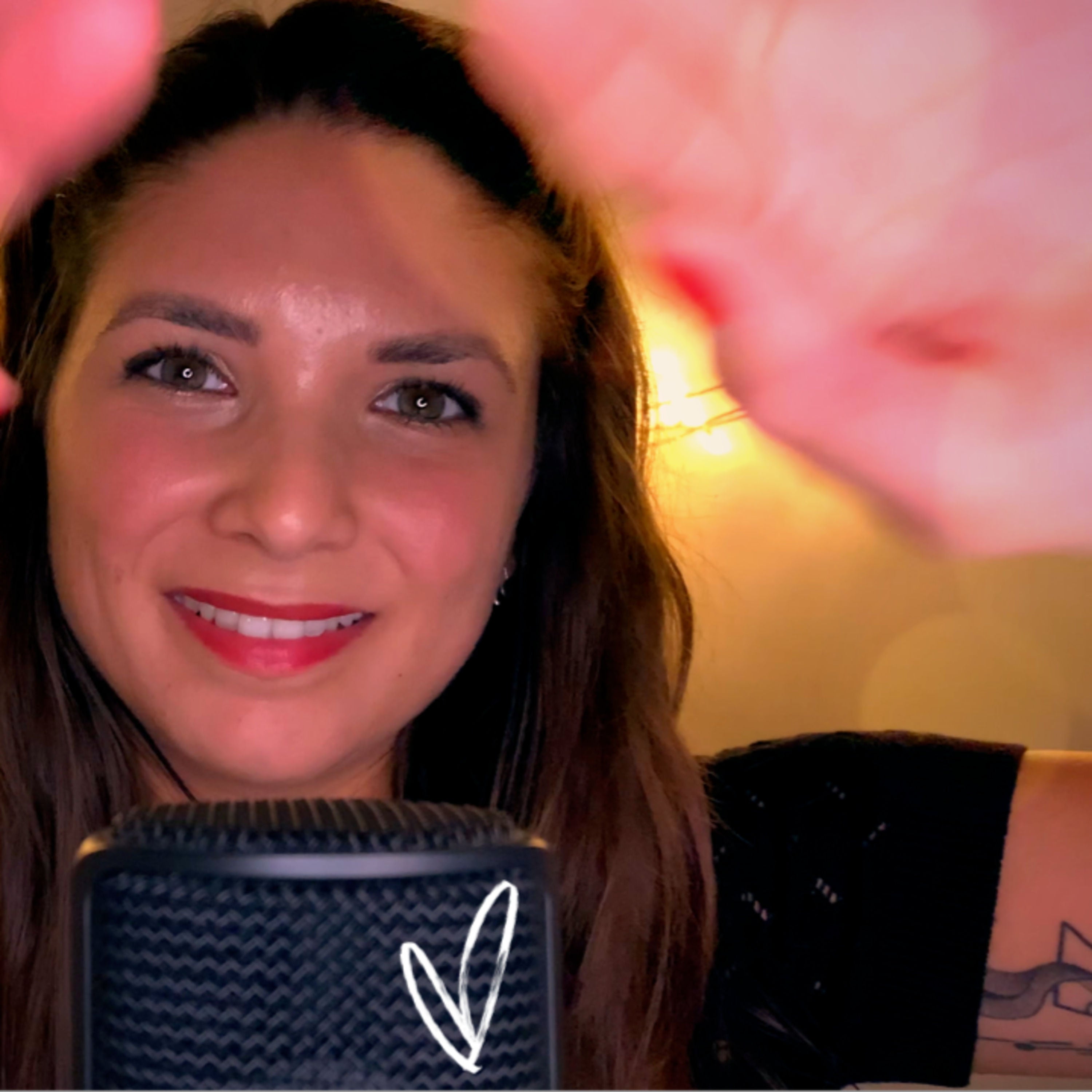 ASMR Soothing Hand Sounds (Fluttering, Rubbing, Plucking, Hand Cream ...)