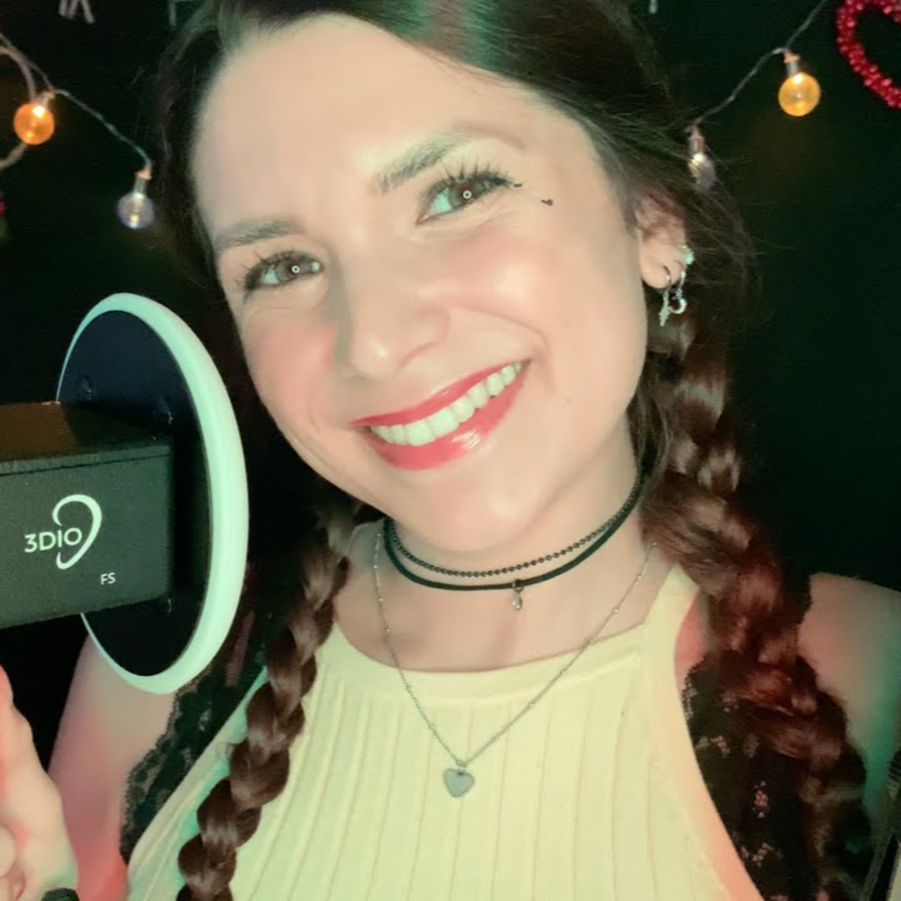 ASMR Mouth Sounds Compilation - Yeti vs. 3Dio Mic (Lipgloss, Smacking, Ear to Ear)