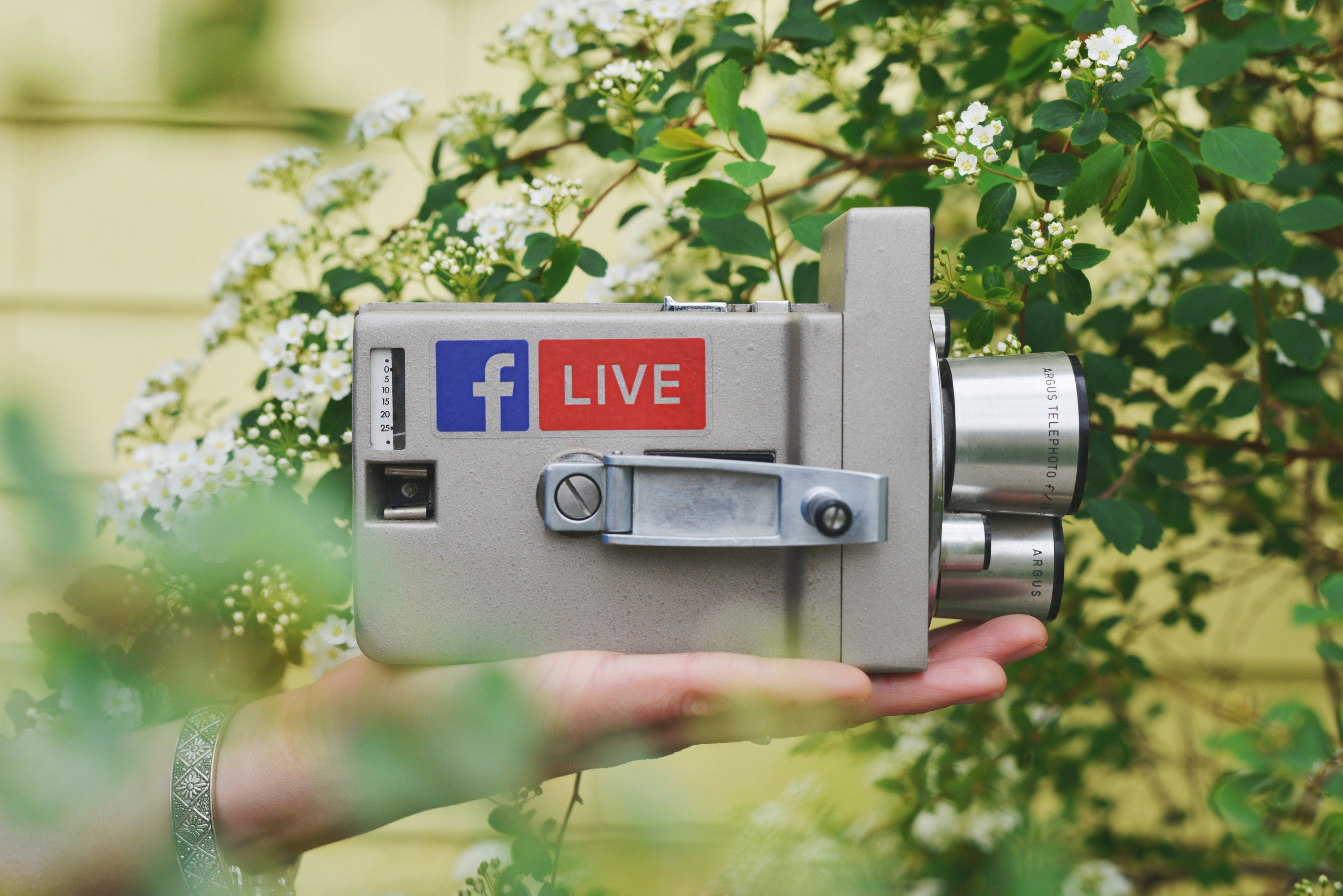 012 Das Gesetz der Liebe - Live Interview mit Caro Gödde